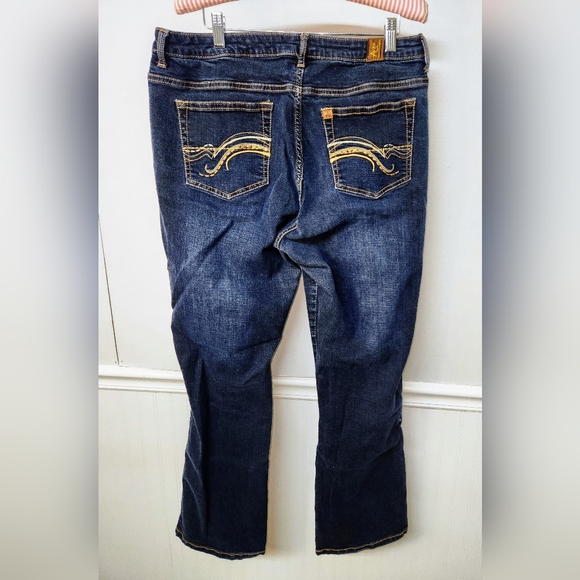 Aura by Wrangler Women's Straight Leg Blue Denim Jeans - Size 14R (34x30.5) - Picture 2 of 11